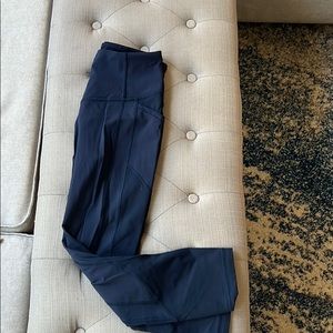 Lulu lemon Navy leggings
